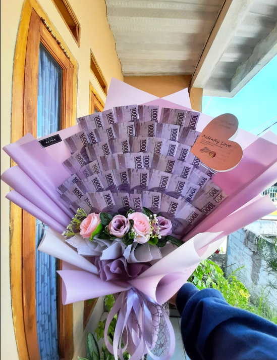 Bouquet Uang Paket 30 lembar